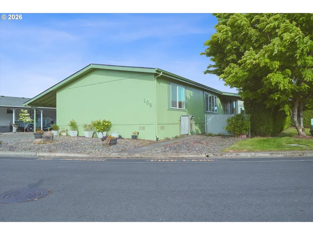 109 Blue Heron Dr