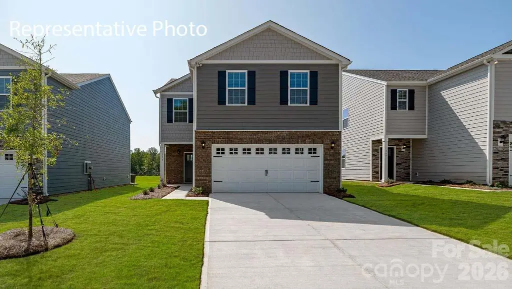 1006 Two Brothers Ln