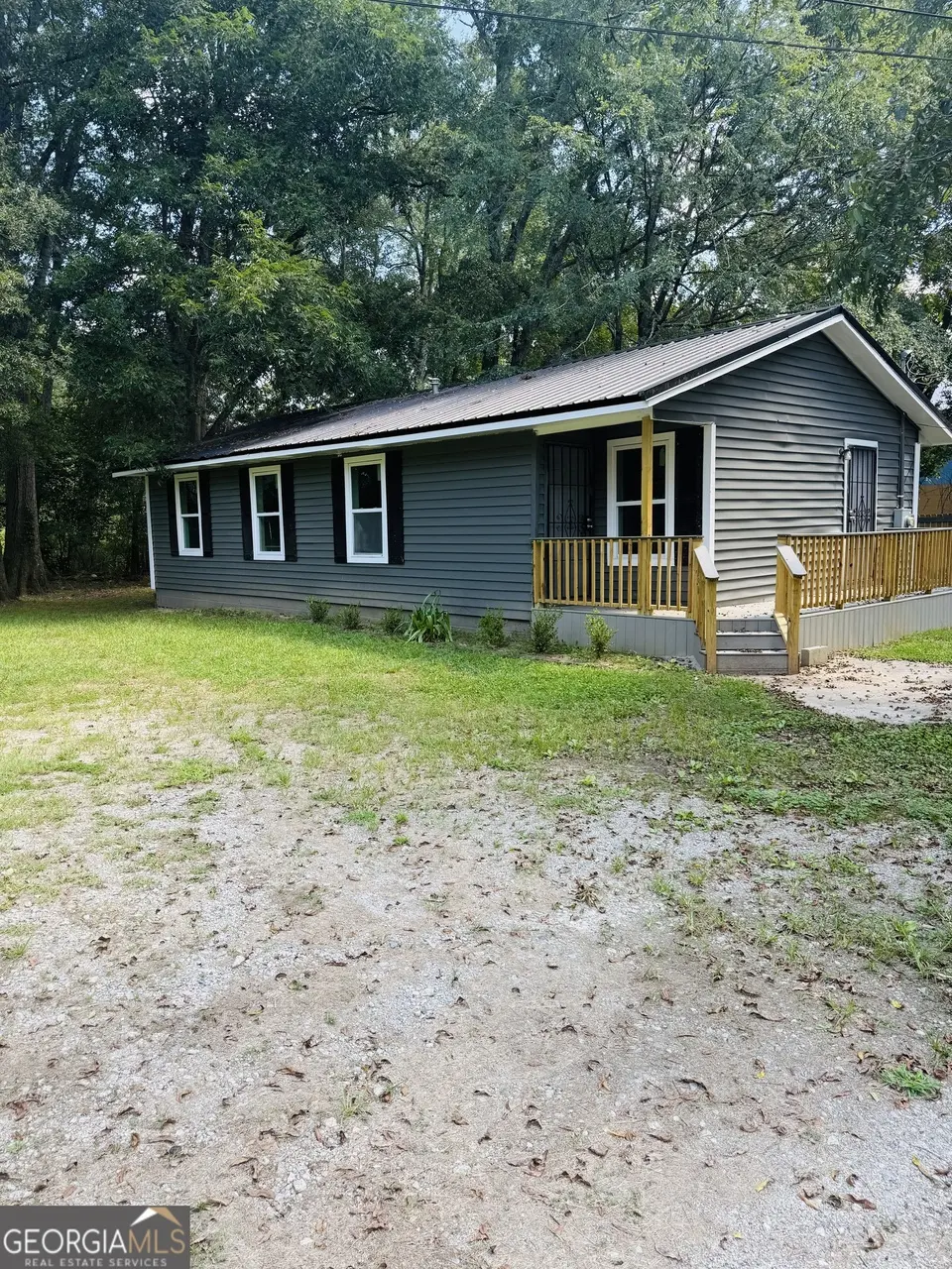 104 Blackberry Ln