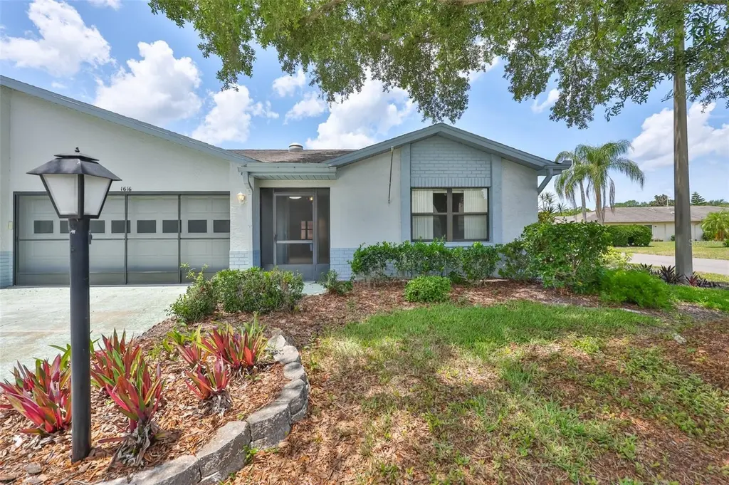 1616 Layton Ct