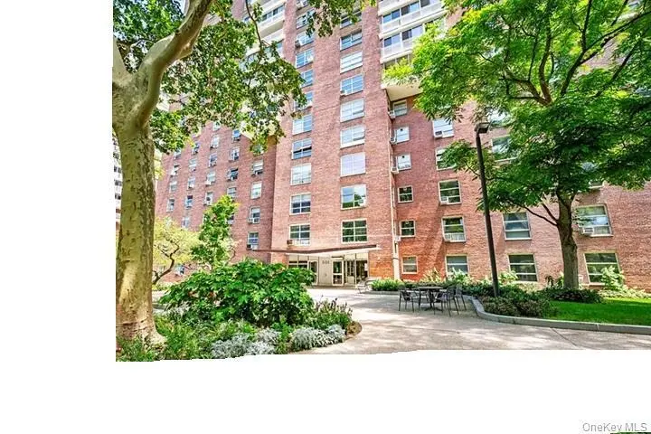 501 W 123rd St Unit 7H