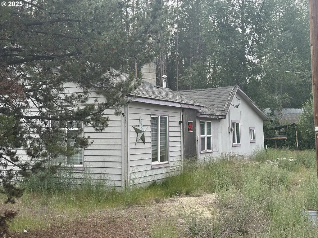 135962 Hwy 97