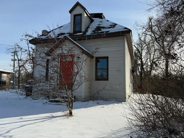 1984 E Miller Rd