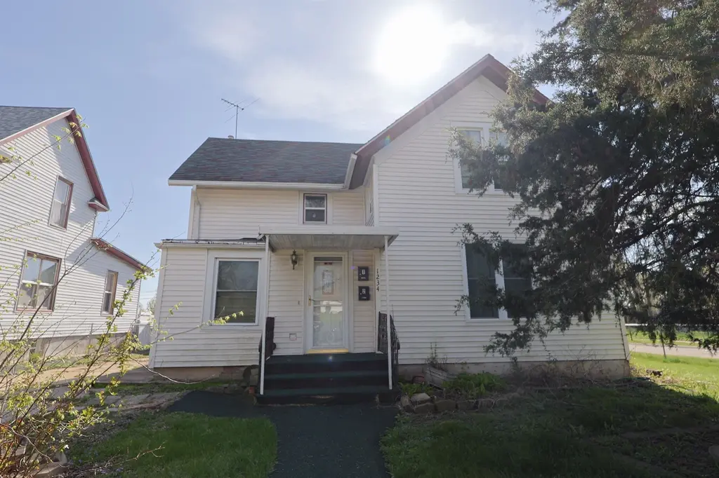 1234 West St
