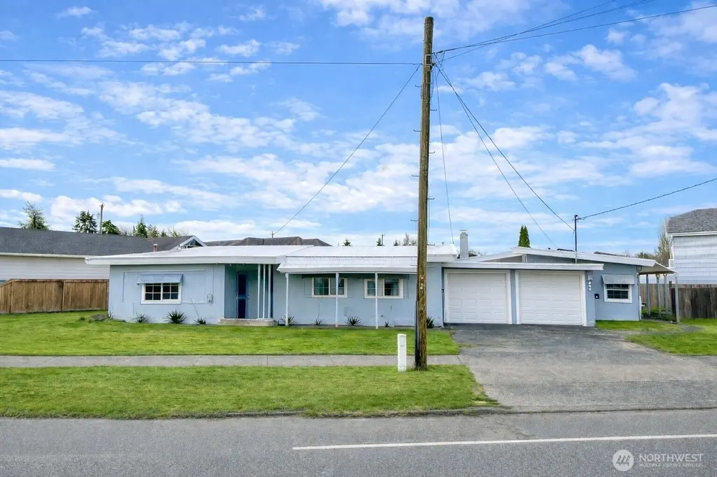 244 Emerson Ave