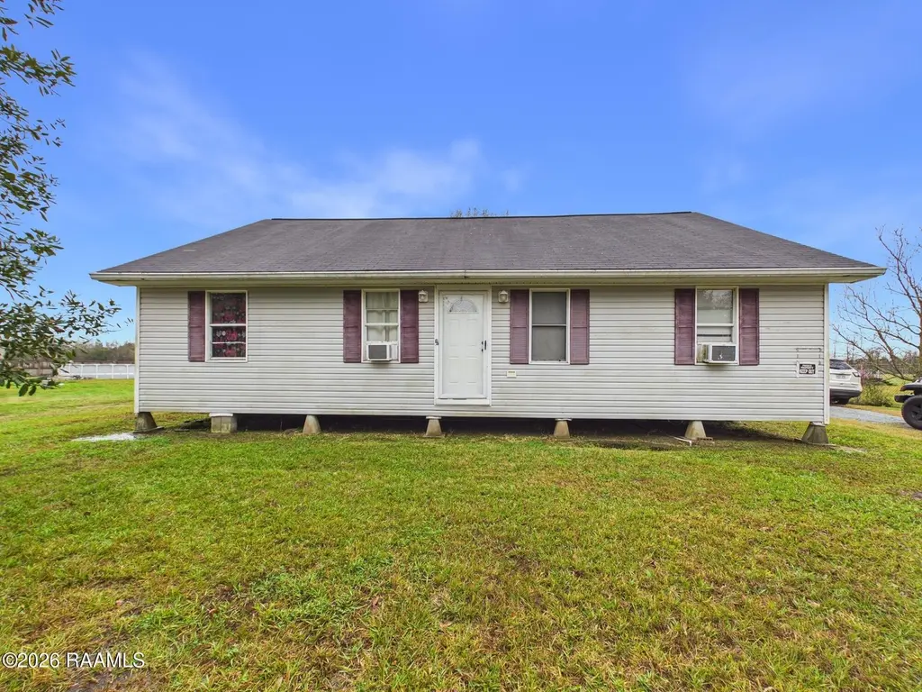1053 Carolyn Rose Dr