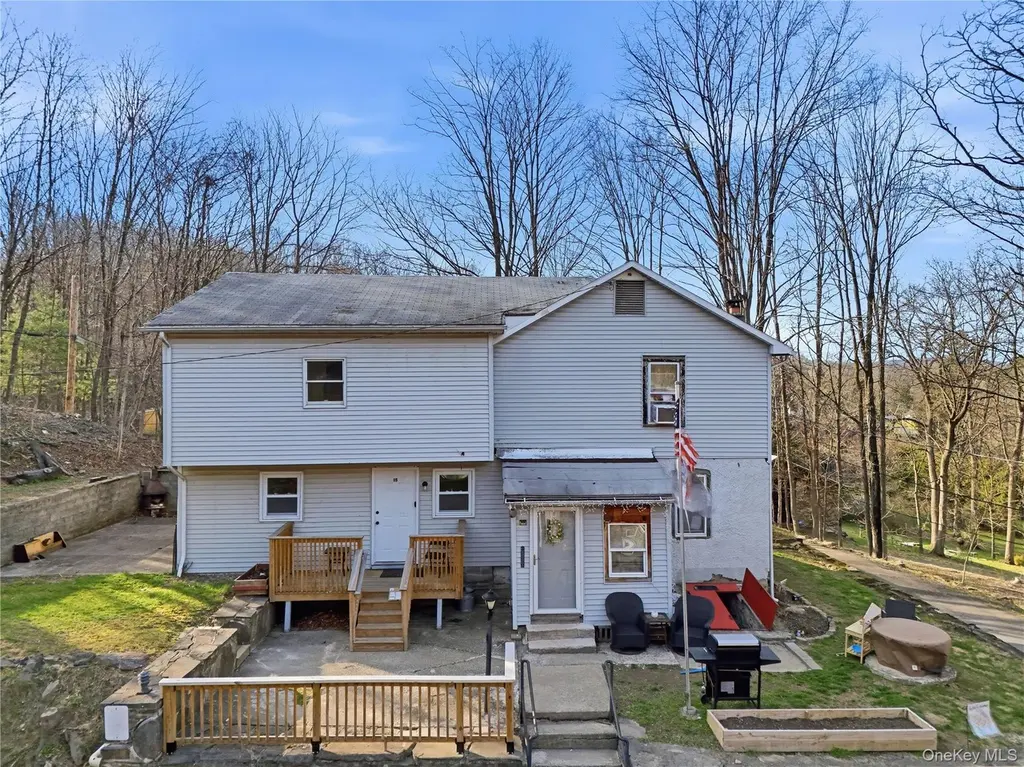6-8 Bell Dr