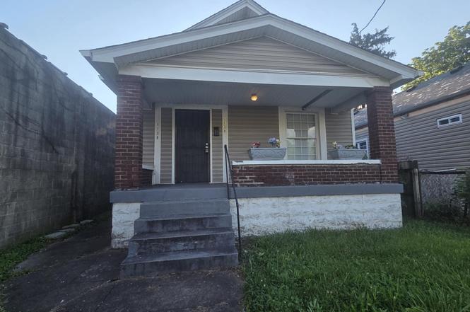 1138 Dixie Hwy
