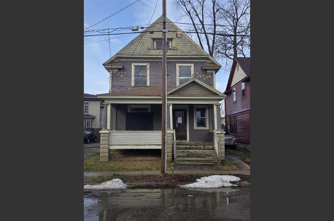 528 Potter St
