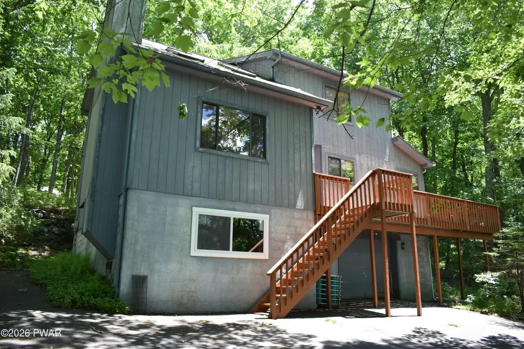 125 Canterbrook Dr