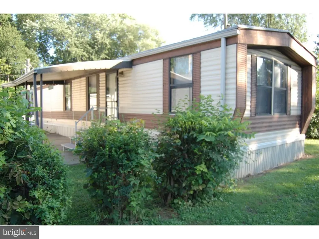 46 Mockingbird Ln