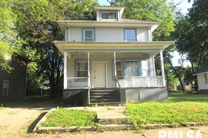 724 E Kansas St