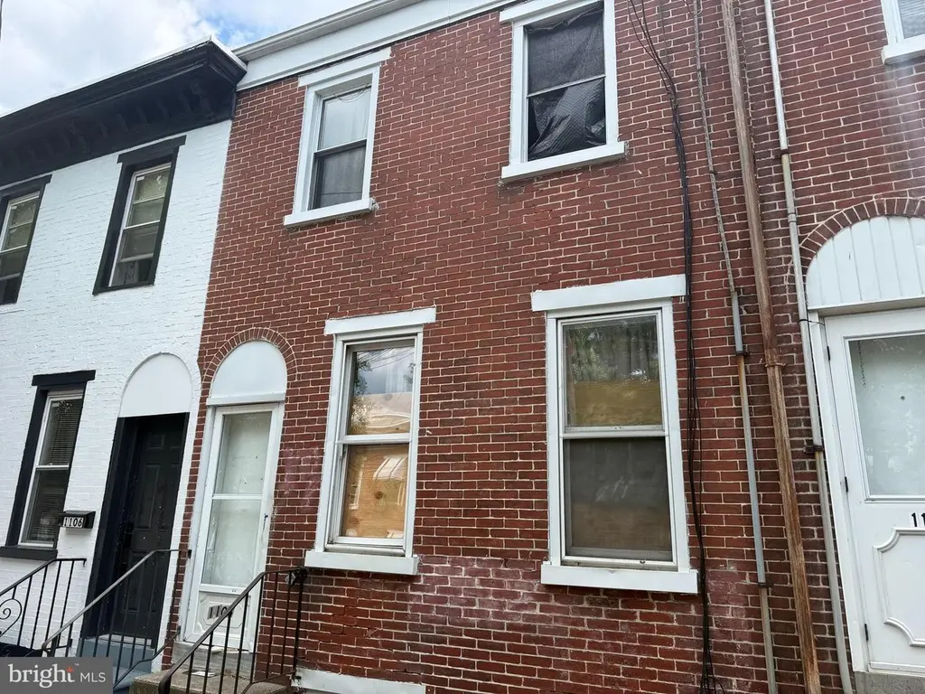 1108 Read St