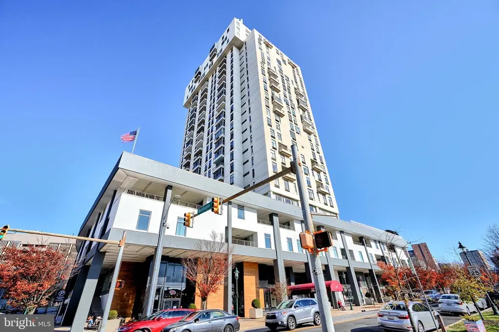 28 Allegheny Ave #1303