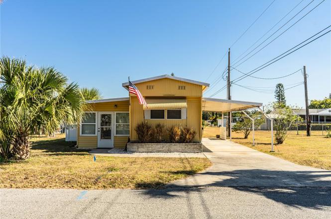 1612 Spring Dr