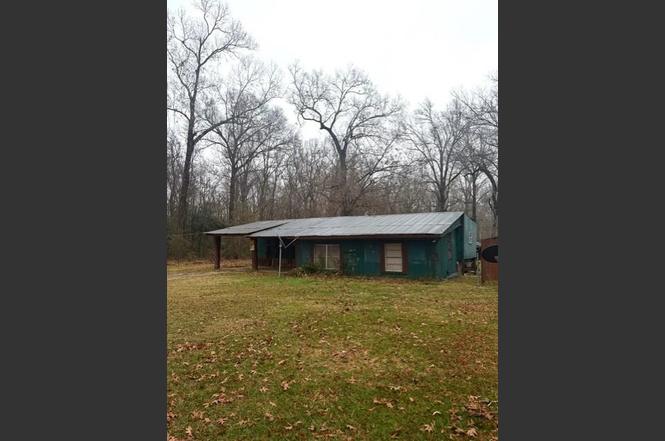 625 Boggy Bayou Rd