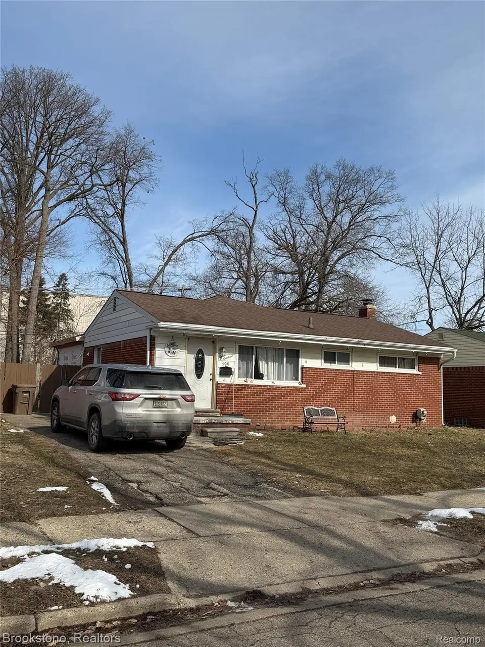 300 E Princeton Ave