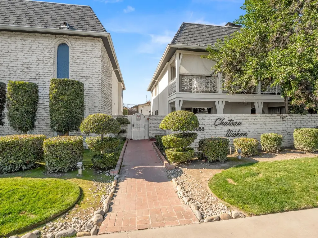 5055 N Wishon Ave Unit A-FIK