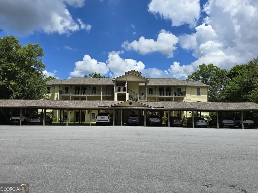 300 Ginger Creek Ln #303