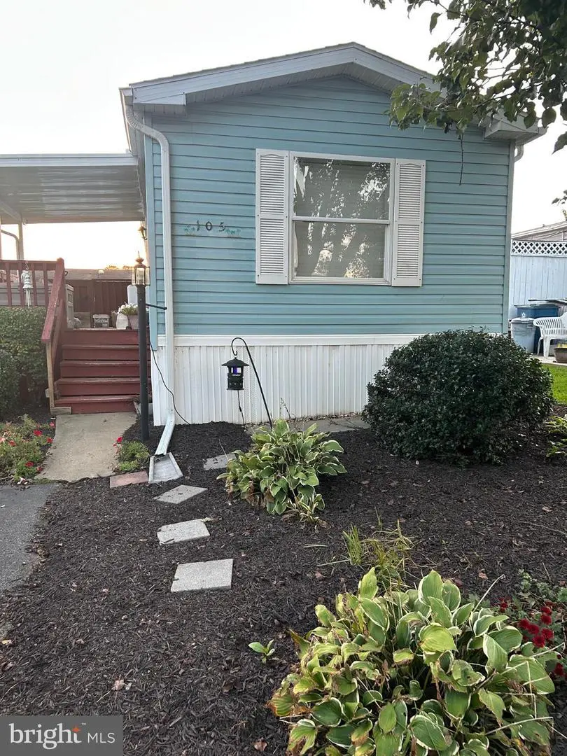 105 Silverwind Ct S