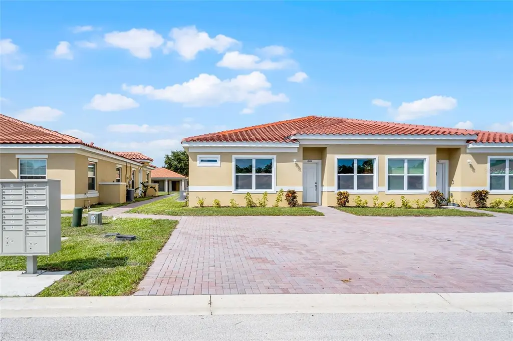 1828 Coriander Dr