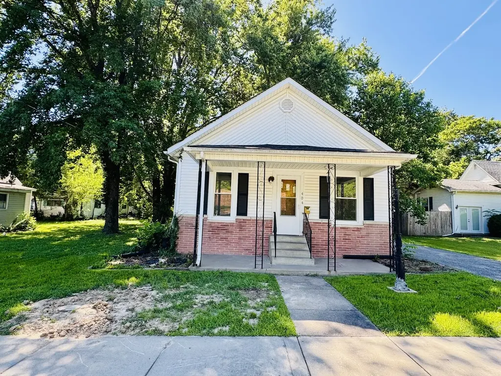 404 N Otis St