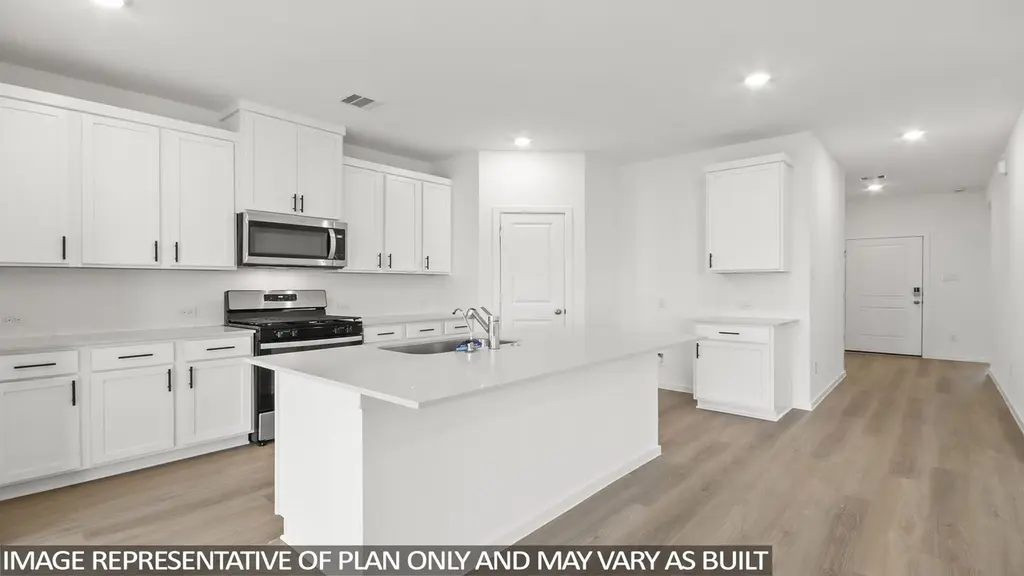 16640 Woodland Retreat Ln