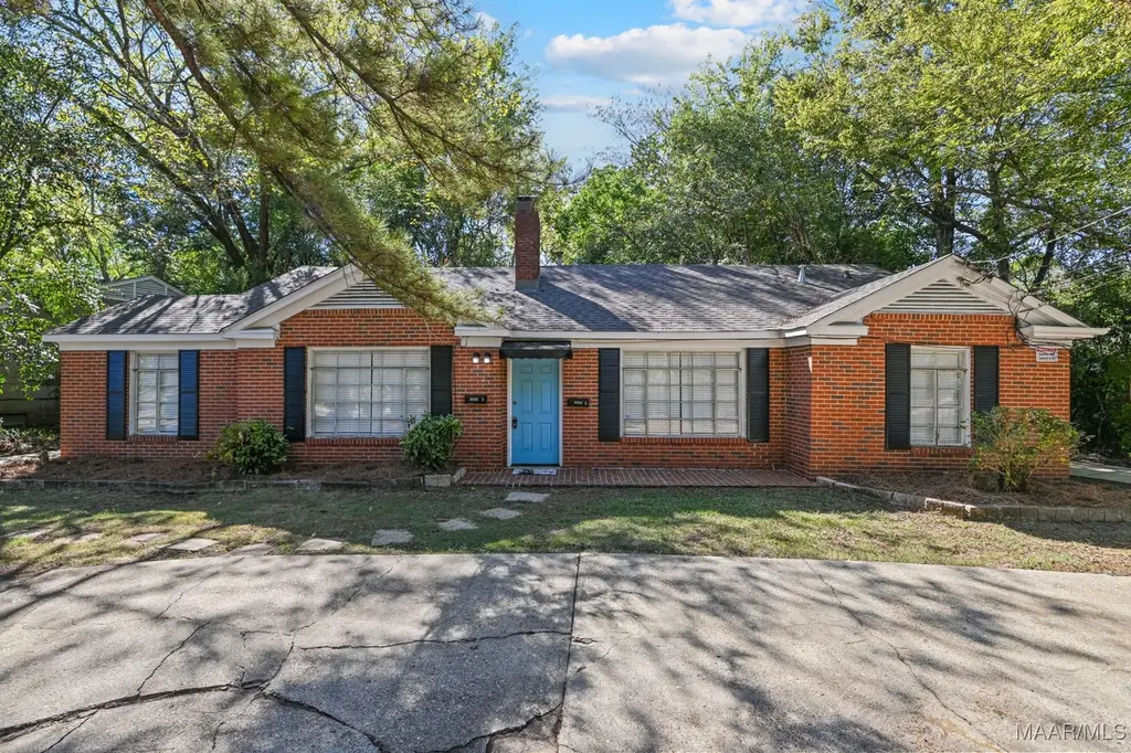2058 Woodley Rd