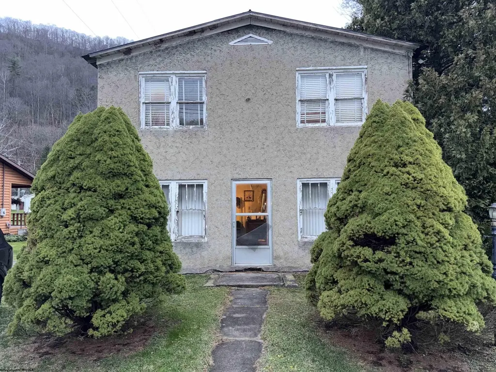 25170 Seneca Trl