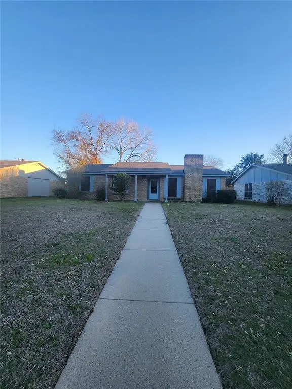 1310 Oakbluff Dr