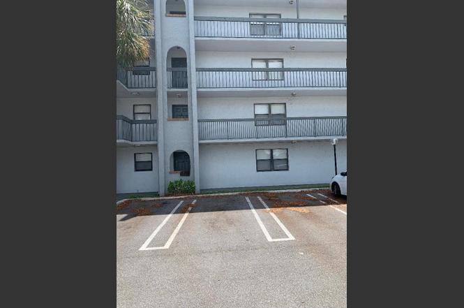 2050 N Congress Ave #301