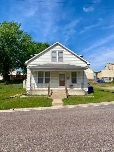 511 Macarthur St
