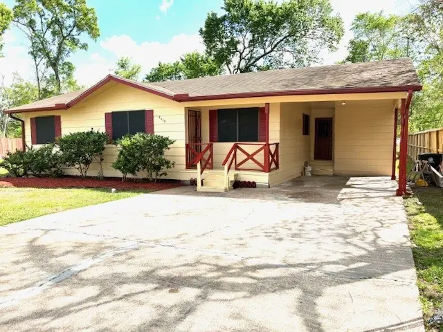 8318 & 0 Nyssa St