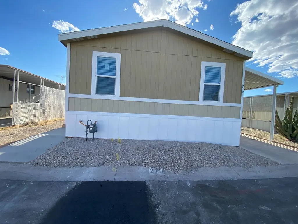 3601 E Wyoming Ave #219