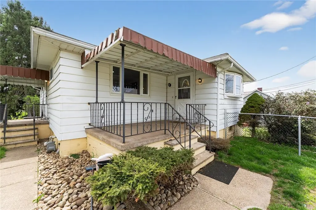422 Buckeye St