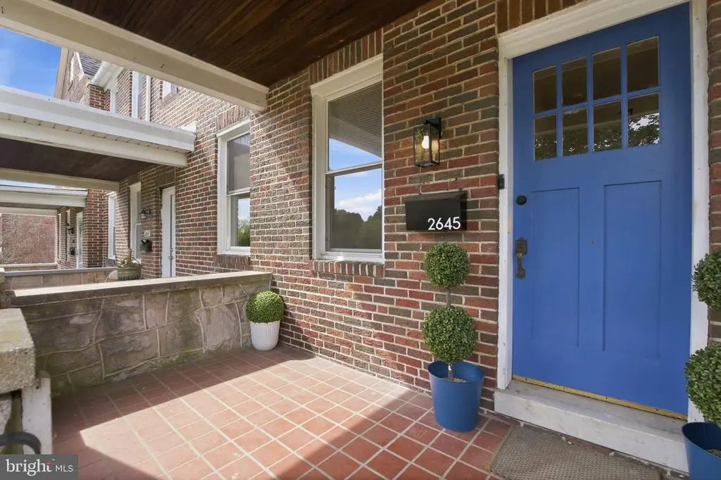 2645 Chesterfield Ave