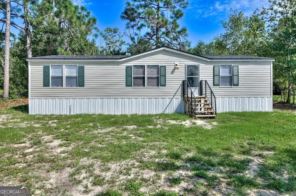 2219 Travis Rd