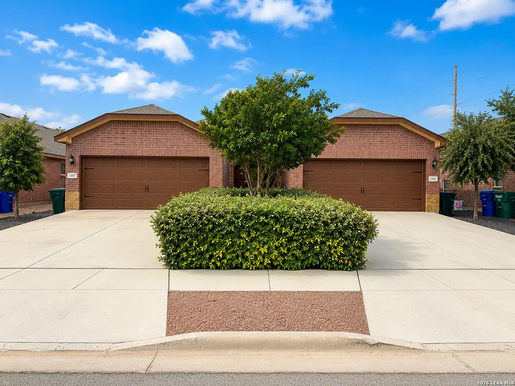 1105/1107 Renee Way