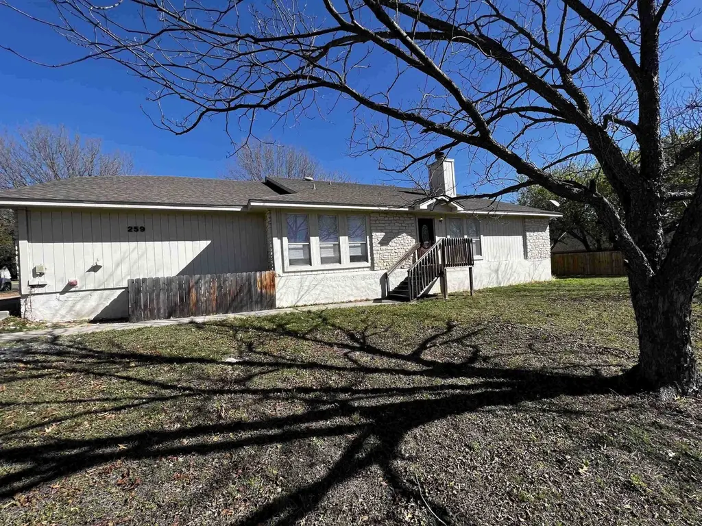 259 B Braeburn Cir