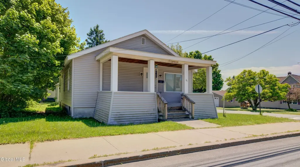 261 Church St