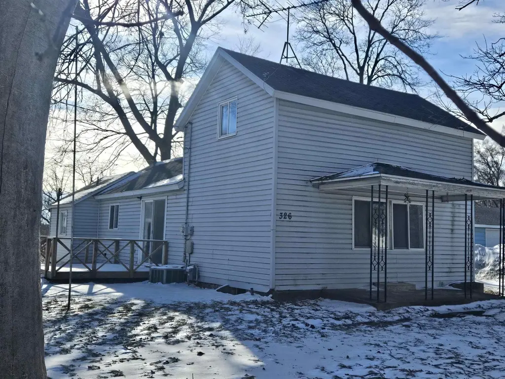 326 Greenwood Ave