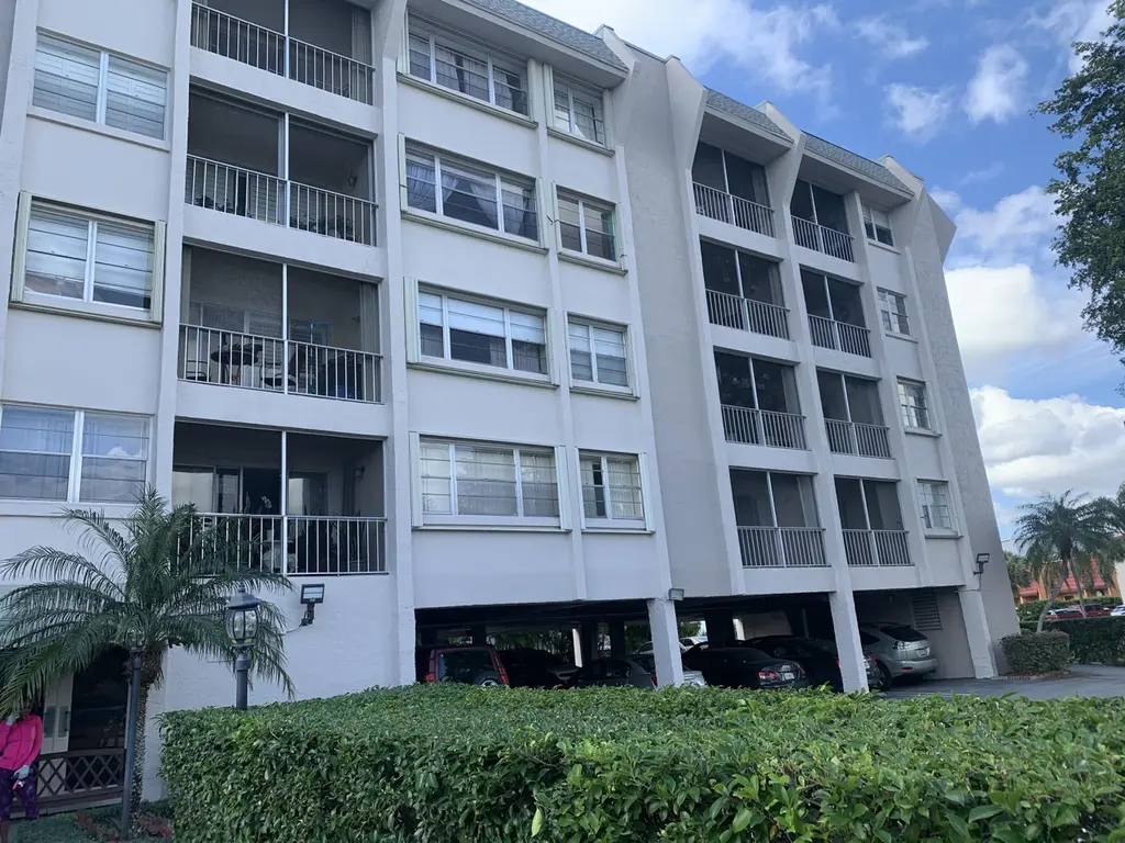 505 Spencer Dr #410