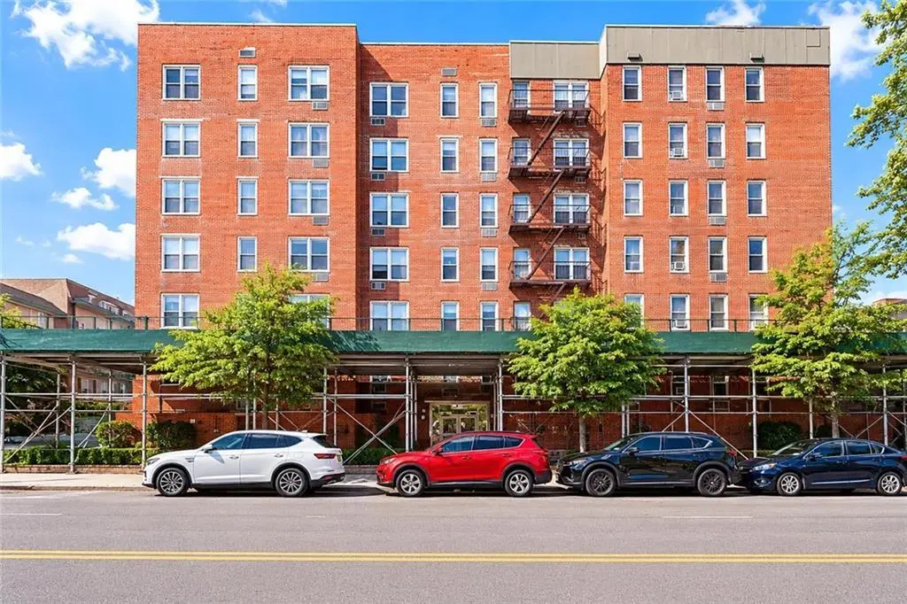 735 Avenue W Unit 6J