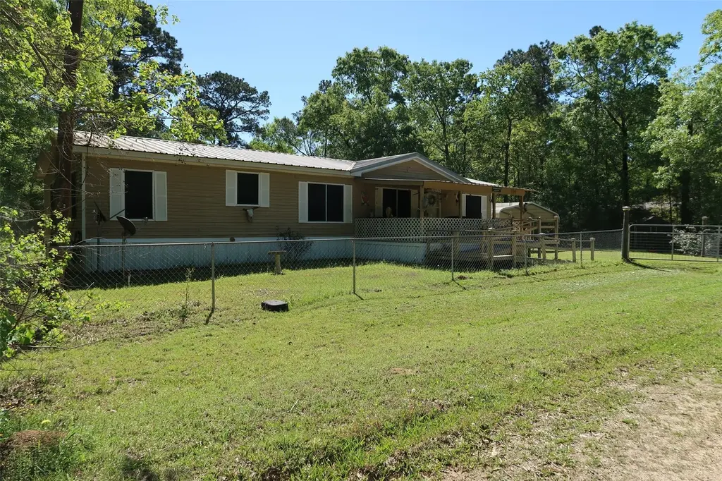 166 Parkpine