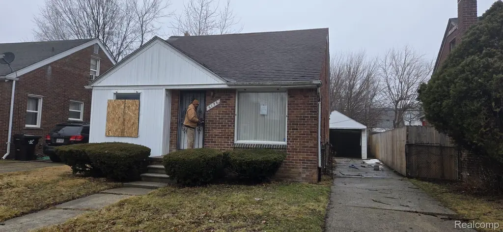 6156 Lodewyck St