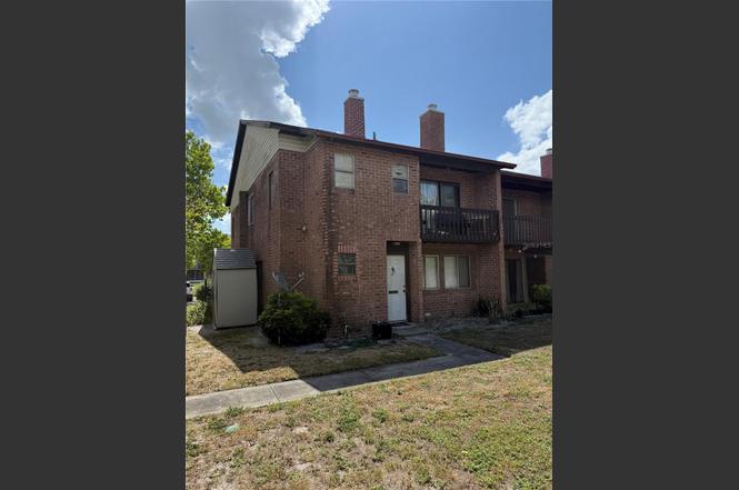 5032 Downing St #10