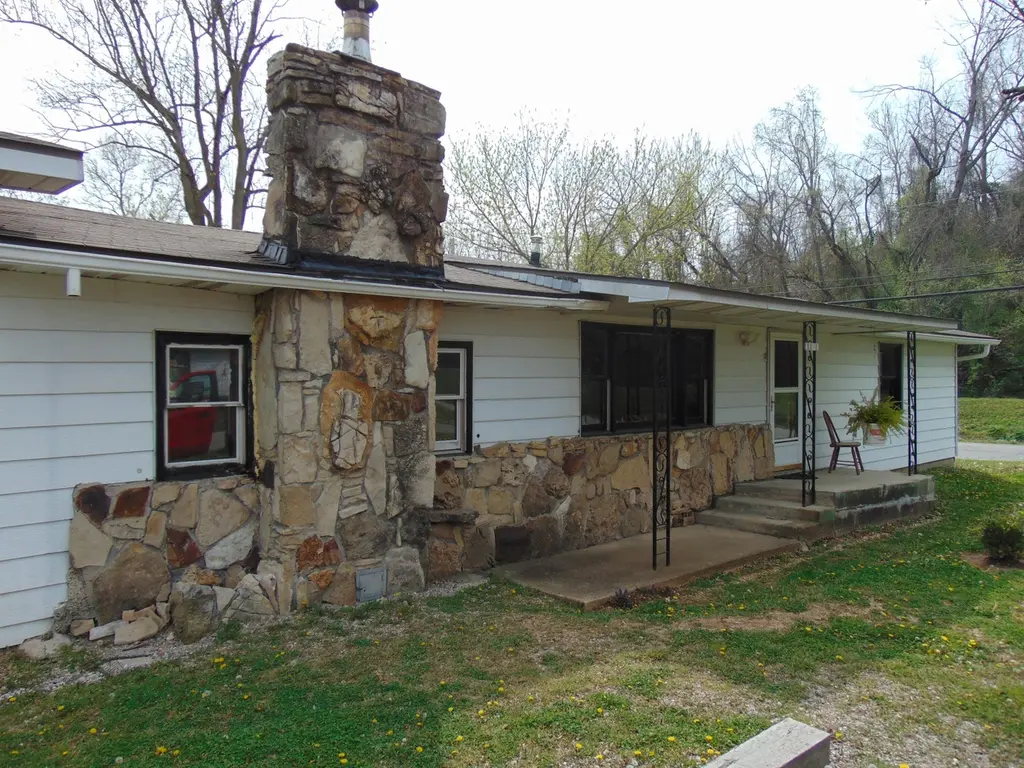 1101 Sapp St