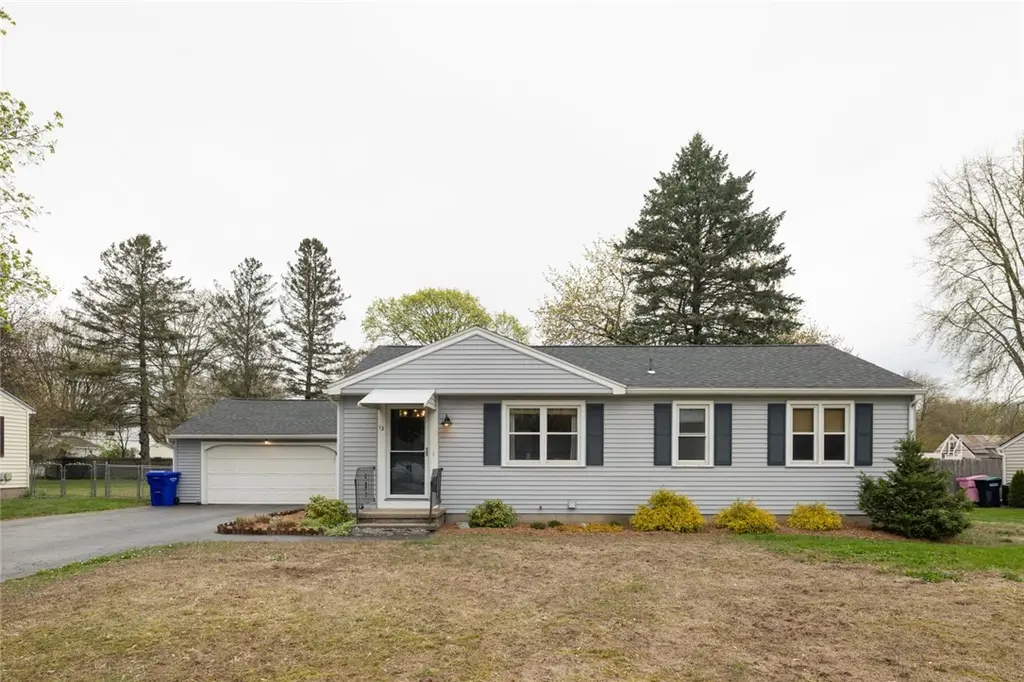 12 Lonran Dr