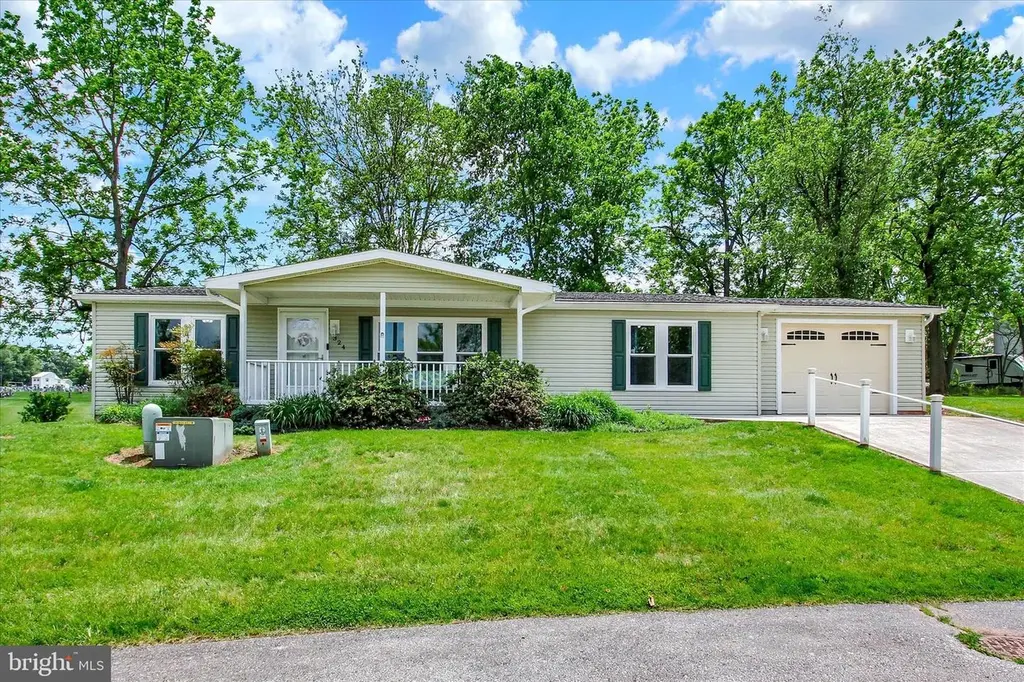 324 Crystal Creek Xing