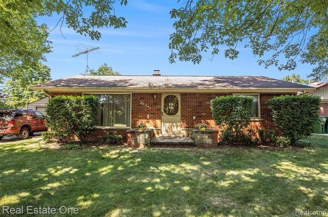 51341 Neumaier Dr